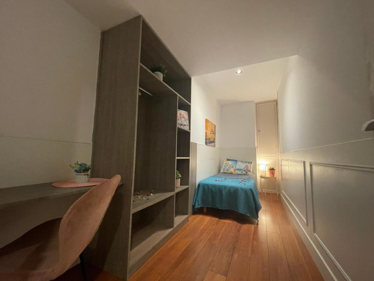 Private Room Gothic Quarter Barcellona Esterno foto