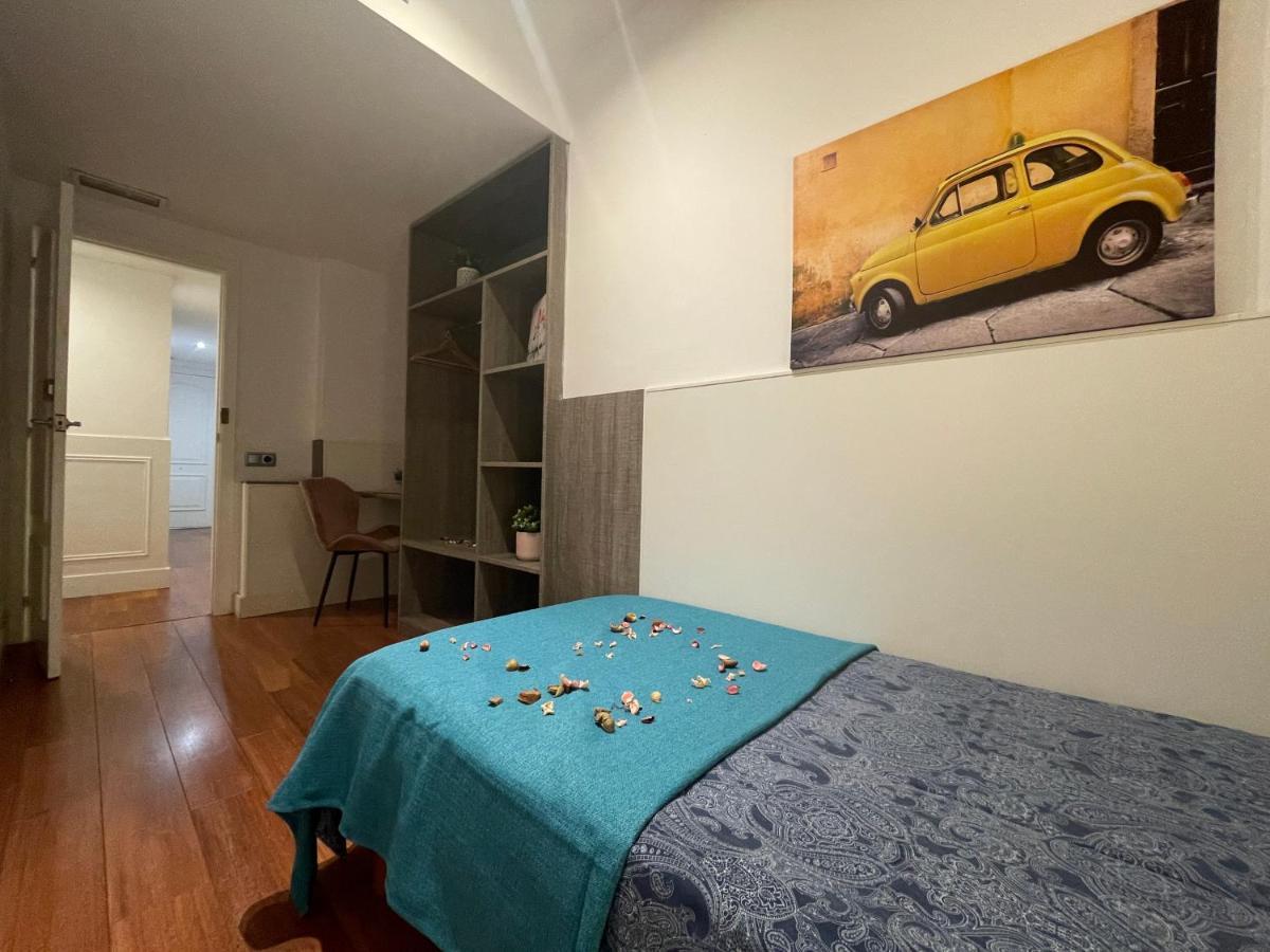 Private Room Gothic Quarter Barcellona Esterno foto
